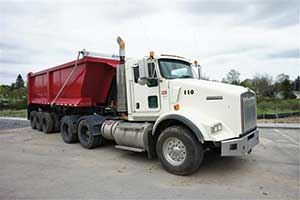 Extra large 22 wheel hauler with retractable cargo cover